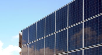 Impianto Fotovoltaico con Accumulo: Pro e Contro